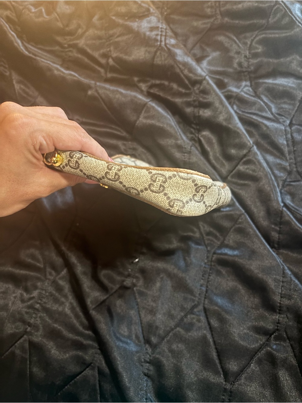 Pre-Loved Gucci Cosmetic Pouch - Picture 11 of 12